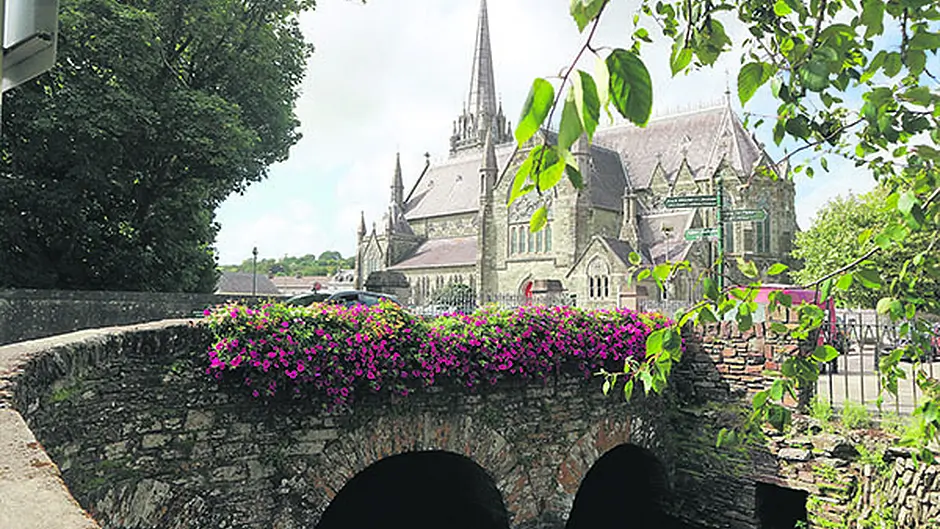 Clonakilty firms are ‘ignoring' pleas to keep footpaths clear Image