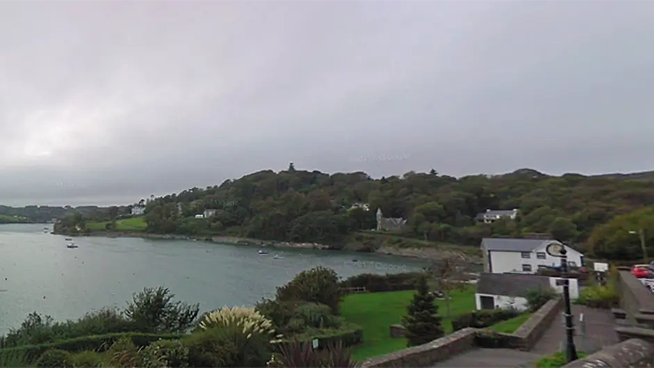 Belching buses don't help gourmet Glandore Image