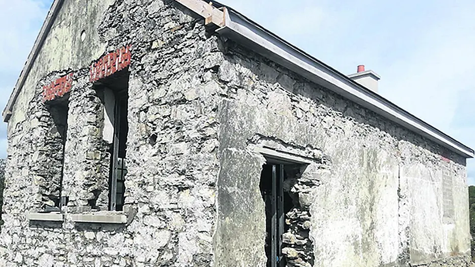 New 30-bed hostel for Whiddy Island's old schoolhouse Image