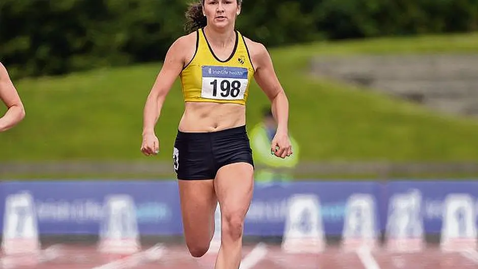 Healy runs world indoor and European standards Image