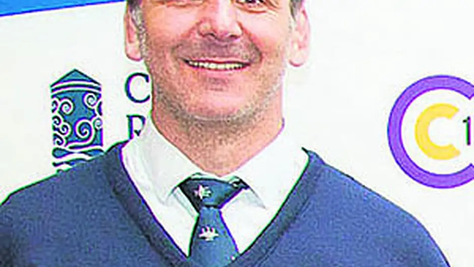 Bandon Tou-louse coach to France Image