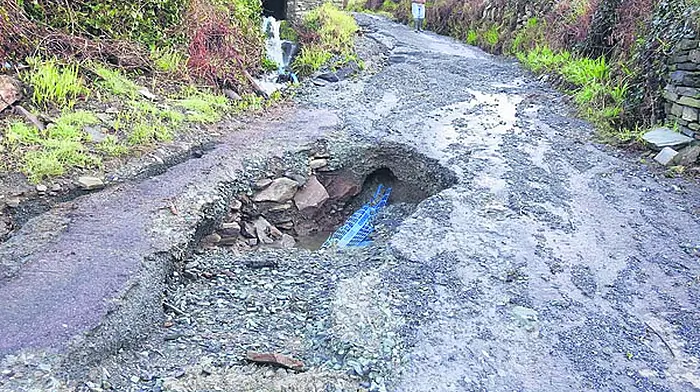 Delegation members see state of Cape roads Image