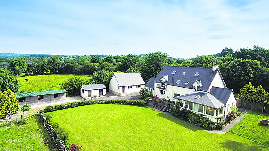No horsing around with attractive Knockduff House Image