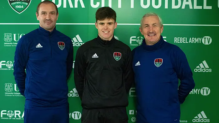 Schull star Hurley signs first professional contract with Cork City Image