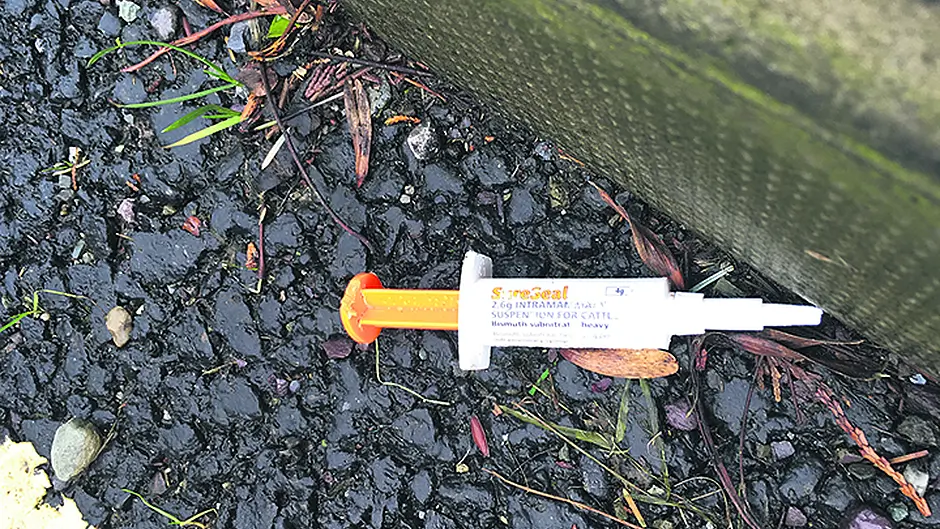 Probe into repeated dumping of agricultural syringes on N71 Image