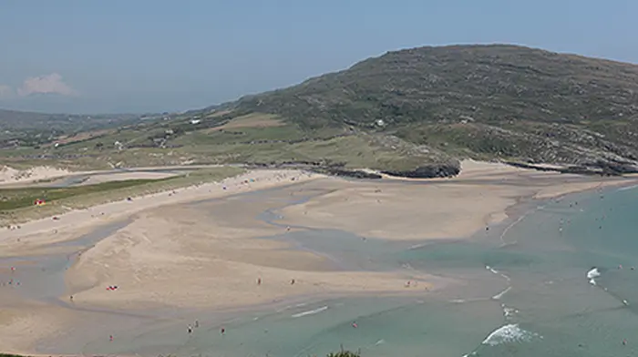 Other counties green with envy as Cork bags 9 blue flag beaches Image