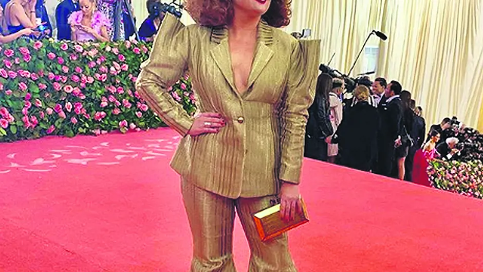Cork's Samantha goes for gold at glamorous Met Ball Image