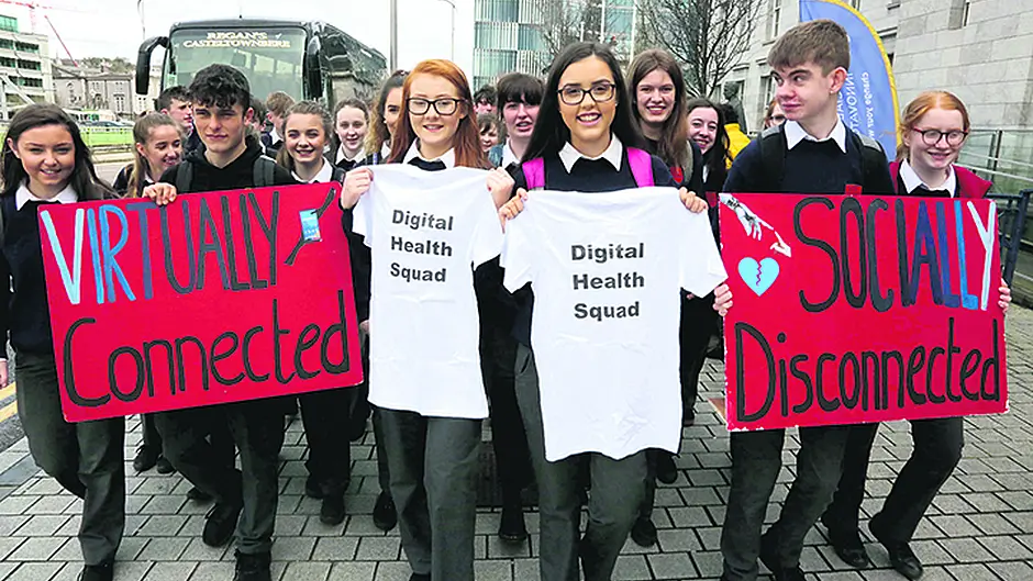 Live with tech, and not through it, say students Image
