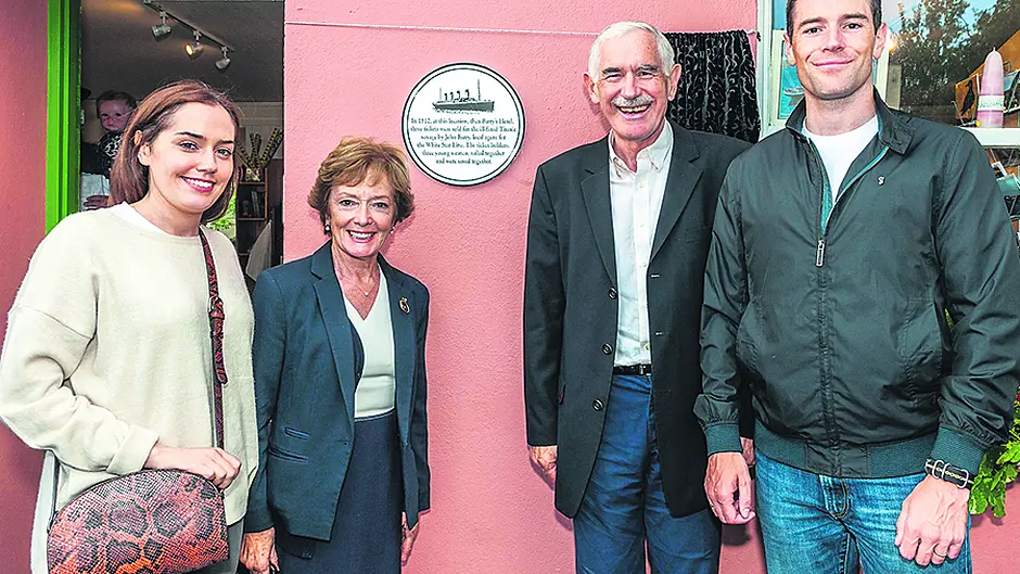Plaque to mark Titanic ticket office unveiled in Ballydehob Image