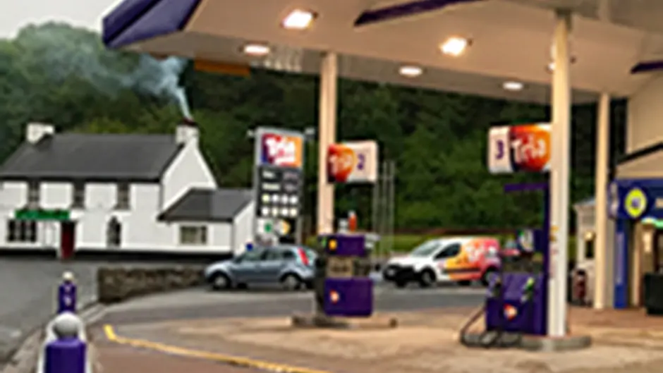 Criminals targeting local petrol stations often cut power lines Image