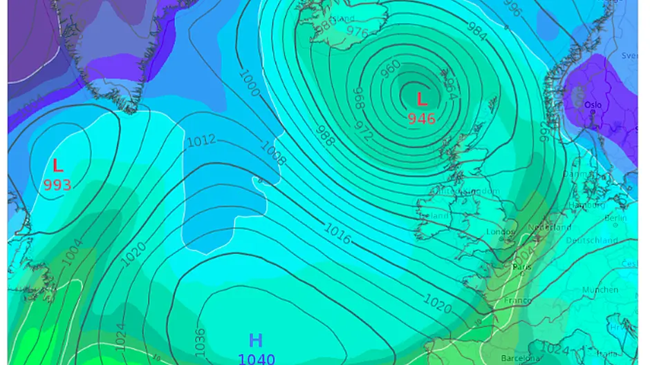 Yellow snow and ice warning issued for entire country in coming days Image