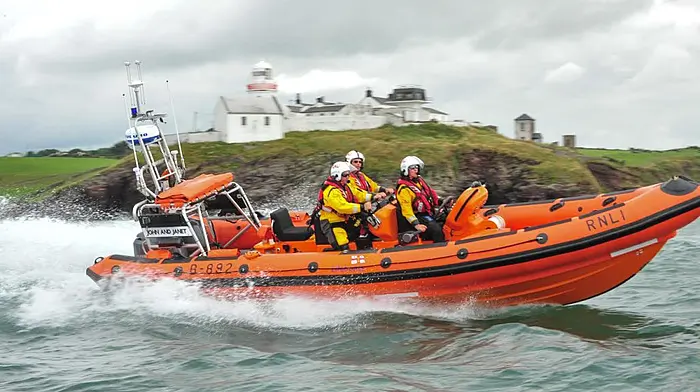 Crosshaven RNLI assist injured fisherman Image