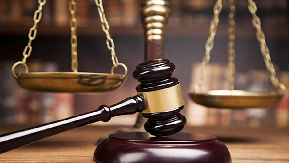 Driver took cash without a taxi licence Image