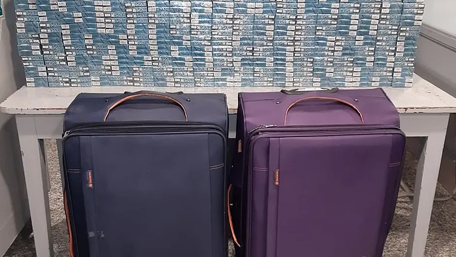 Almost 40,000 cigarettes found in checked-in luggage at Cork Airport Image