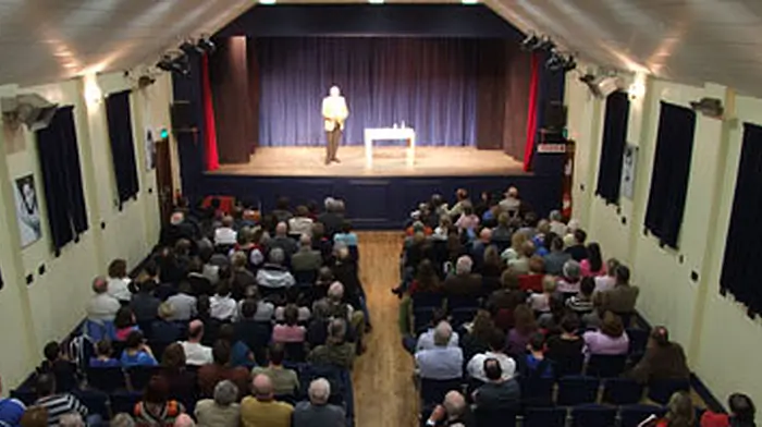 Curtin goes up on one act festival in Rossmore Image
