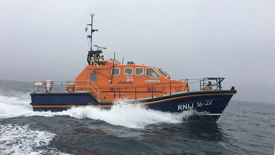Baltimore RNLI provides assistance to a fishing vessel in difficulty Image