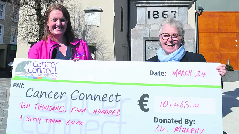 Liz climbs Kilimanjaro for Cancer Connect Image