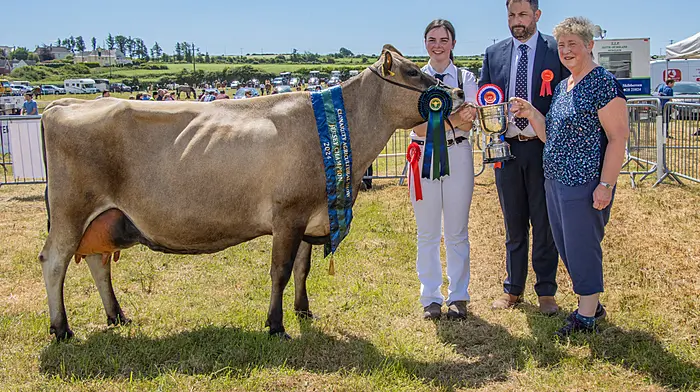 “Timoleague Jersey,” (L to R), Kate Lehane, Timoleague with her families Champion Jersey Cow at Clonakilty Show, with the judge Damien Storan and Gladys Deane presenting the trophy.