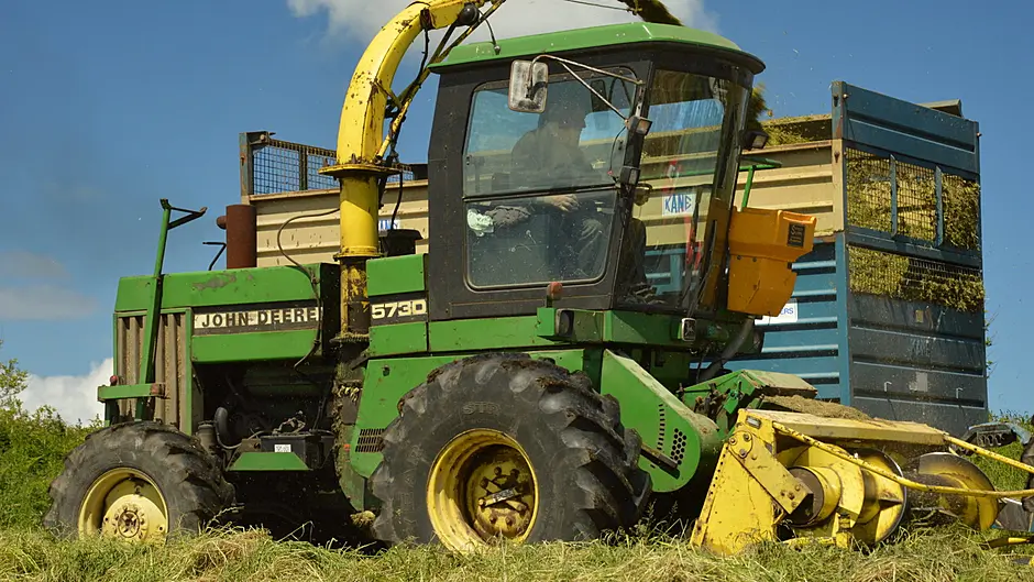 FARM CLASSICS: Armchair viewing in John Deere’s 5730 Image