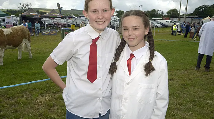 NEWS 7/7/2024 Pictured at the agricultural show at Dunmanway Co Cork was Caitlin Lordan from Drimoleague and Caitlín Creed from Inchigeelagh. Picture Denis Boyle