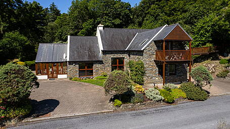 HOUSE OF THE WEEK: Five-bedroom home in Castletownshend for €700,000 Image