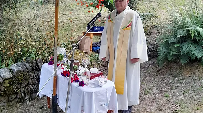 Fr Finbarr Crowley celebrating the famine graveyard mass at Kilpadder.