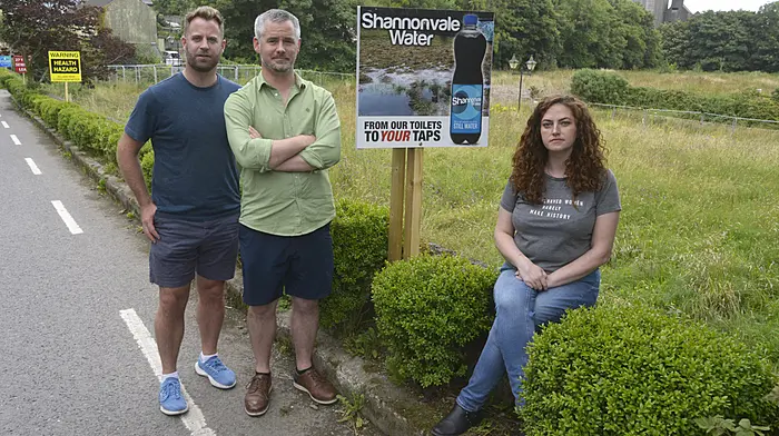 NEWS 10/8/2024 Pictured at Shannonvale were Clean Water Clonakilty members Alan Dromey, Barry O'Mahony and Evie Nevin. Picture Denis Boyle