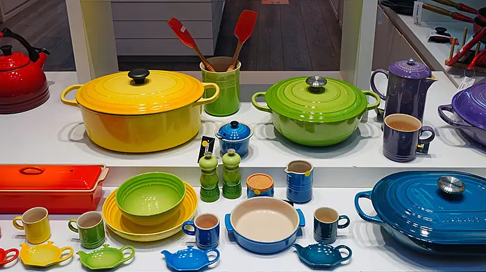 INTERIORS: Add colour to that kitchen Image