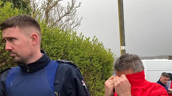 WATCH: Men charged with conspiracy to import drugs arrive at Bantry court Image
