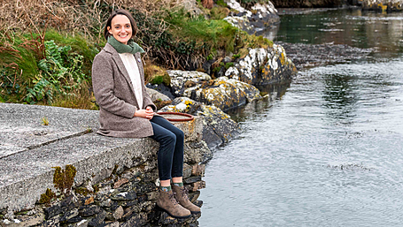 ‘Faeces on footpaths’ not a good look on islands with no toilets Image