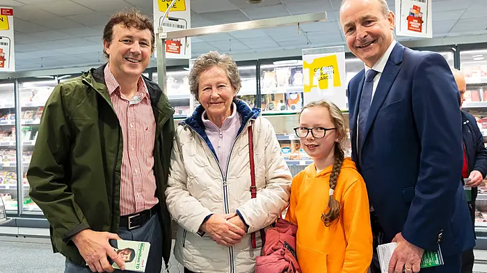 Eileen and Sophie Murphy (Macroom) with Tánaiste and Minister for Foreign Affairs and Defence Micheál Martin TD and Aindrias Moynihan TD, visiting members of the Macroom community.  (Photo: Alison Miles)