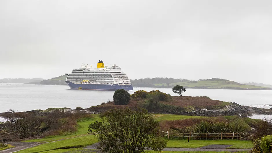 Cruise season a huge success for Bantry Image