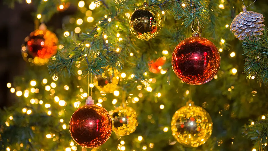 Annual charity ball will bring Christmas joy to children of Clon Image