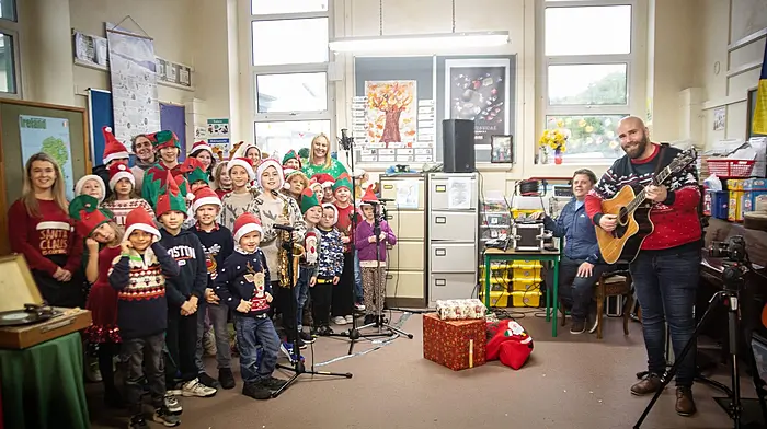 Mealagh pupils record a shakin’ Christmas song Image