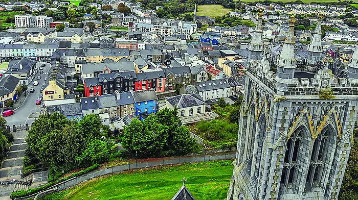 Councillors critical of plan to start free parking on December 9th Image