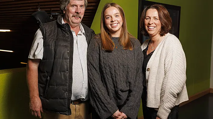 Maebh O’Mahony from Carrigaline, with her parents Finbar and Eilish, at the recent Mary Immaculate College awards ceremony where Maebh received an undergraduate entrance scholarship to the bachelor of education (primary teaching) at MIC.  The scholarship, valued at €2,000 was awarded on the basis of high level CAO points obtained in the Leaving Certificate. The annual ceremony, held in the Lime Tree Theatre, saw almost 100 students and alumni from MIC being recognised for their academic and other notable achievements with just under €500,000 presented on the night in scholarships, awards and bursaries. (Photo: Arthur Ellis)