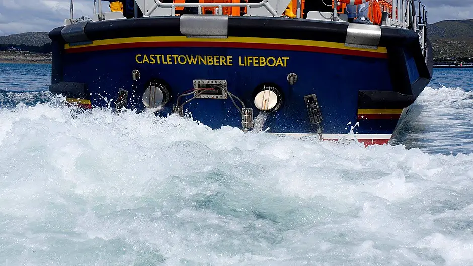 Lifeboat called out to stricken kayakers off Beara Image