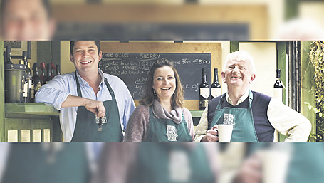 Val Manning built bonds on friendship and the finest foods Image