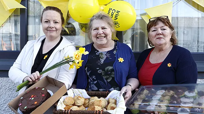 Anne-Marie Coughlan, Margaret Reilly and Bernie Griffin, organised Daffodil Day fundraising events at The Lobster Pot Bar in Goleen. (Photo: Carlos Benlayo)