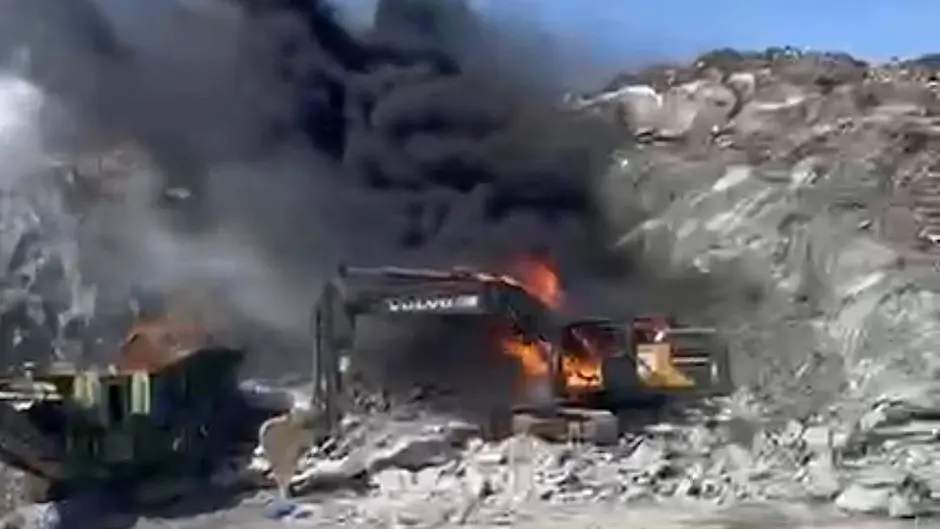 Witness appeal after Bantry vehicle fires Image