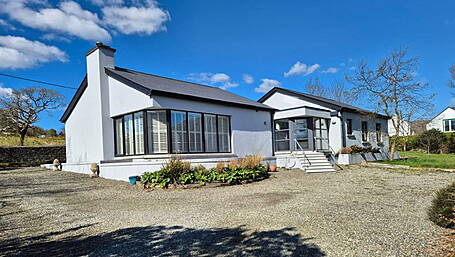 HOUSE OF THE WEEK: Stylish, polished home comes with a sought-after postcode Image