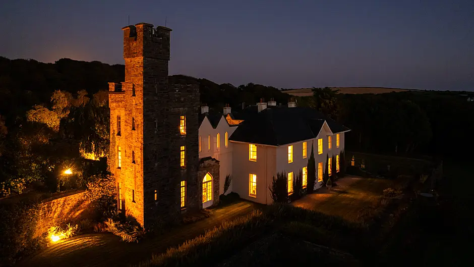 Coolmain Castle owned by Disney family is now on the market for €7.5 million Image