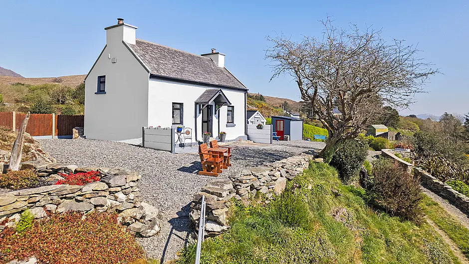 HOUSE OF THE WEEK: Traditional farmhouse with modern comforts in Adrigole €395,000 Image
