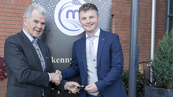 Daniel flies the Macra ‘Mr Personality’ flag! Image