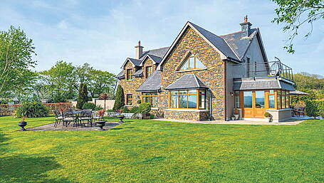 HOUSE OF THE WEEK: Recently renovated country residence for a guide price of €1,150,000 Image