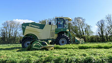 Cutting to the chase - West Cork's agricultural contractors Image