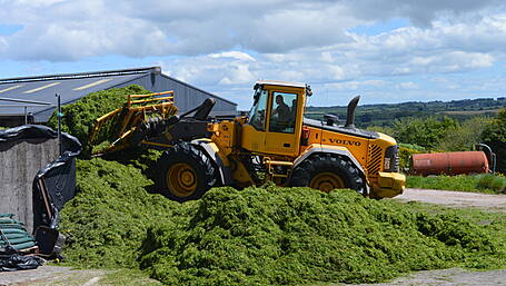 FARM CLASSICS: Volvo loaders made their mark on Irish farms Image