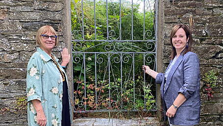 Memorial to Dunmanway orphan girls, shipped to Australia in famine times Image