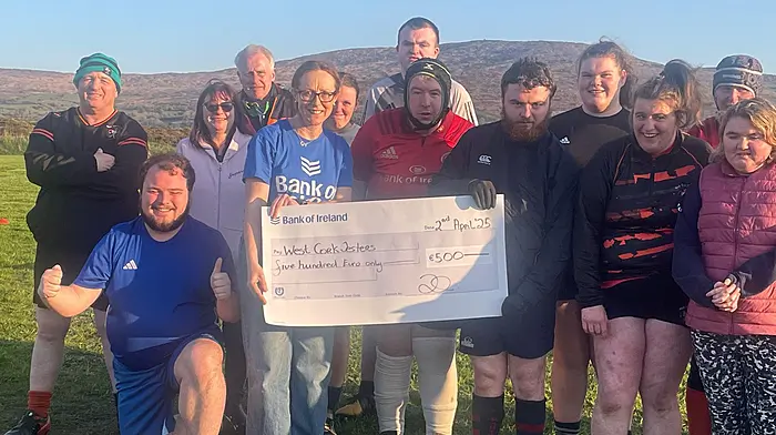 A charity spinathon will be held on Friday May 30th in the Clonakilty Bank of Ireland branch from 10am to 4pm to support the West Cork Jesters journey to the IMART Mixed Abilities Rugby World Cup. The bank recently donated €500 to the cause.  On the day, everyone is welcome to take part in the spinathon to raise some funds.