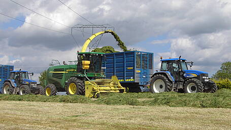 FARM CLASSICS: John Deere 7500 is characterised by sleek design and a distinctive sound Image